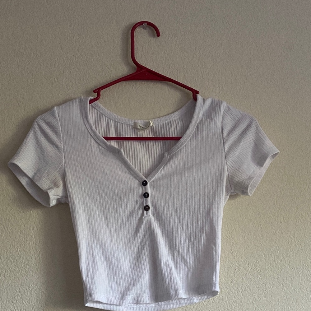 Bozzolo White Ribbed Henley Crop Top with Button Detail
